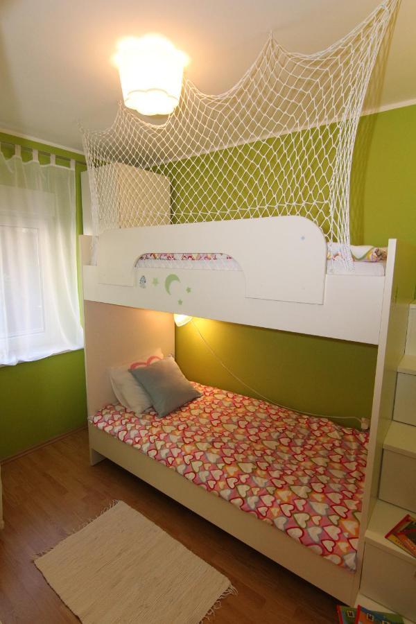Fast Friend - Cozy Apartment In The Center With Private Garage Rijeka Exterior foto